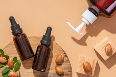 Huiles essentielles et végétales pour cheveux